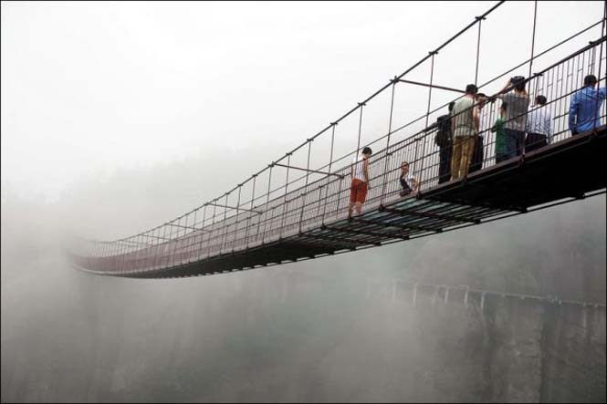 Γυάλινη γέφυρα σε επαρχία της Κίνας (5)