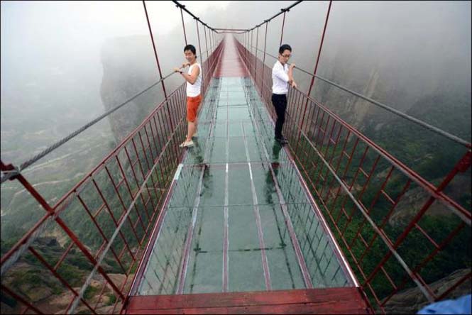 Γυάλινη γέφυρα σε επαρχία της Κίνας (6)