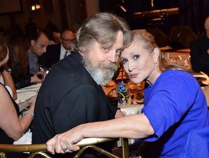 Luke Skywalker & Princess Leia Reunion (2)